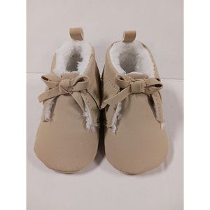 Child of Mine Made by Carter's 0-3m Soft Fur Lined Infant Shoe Moccasin NWOT